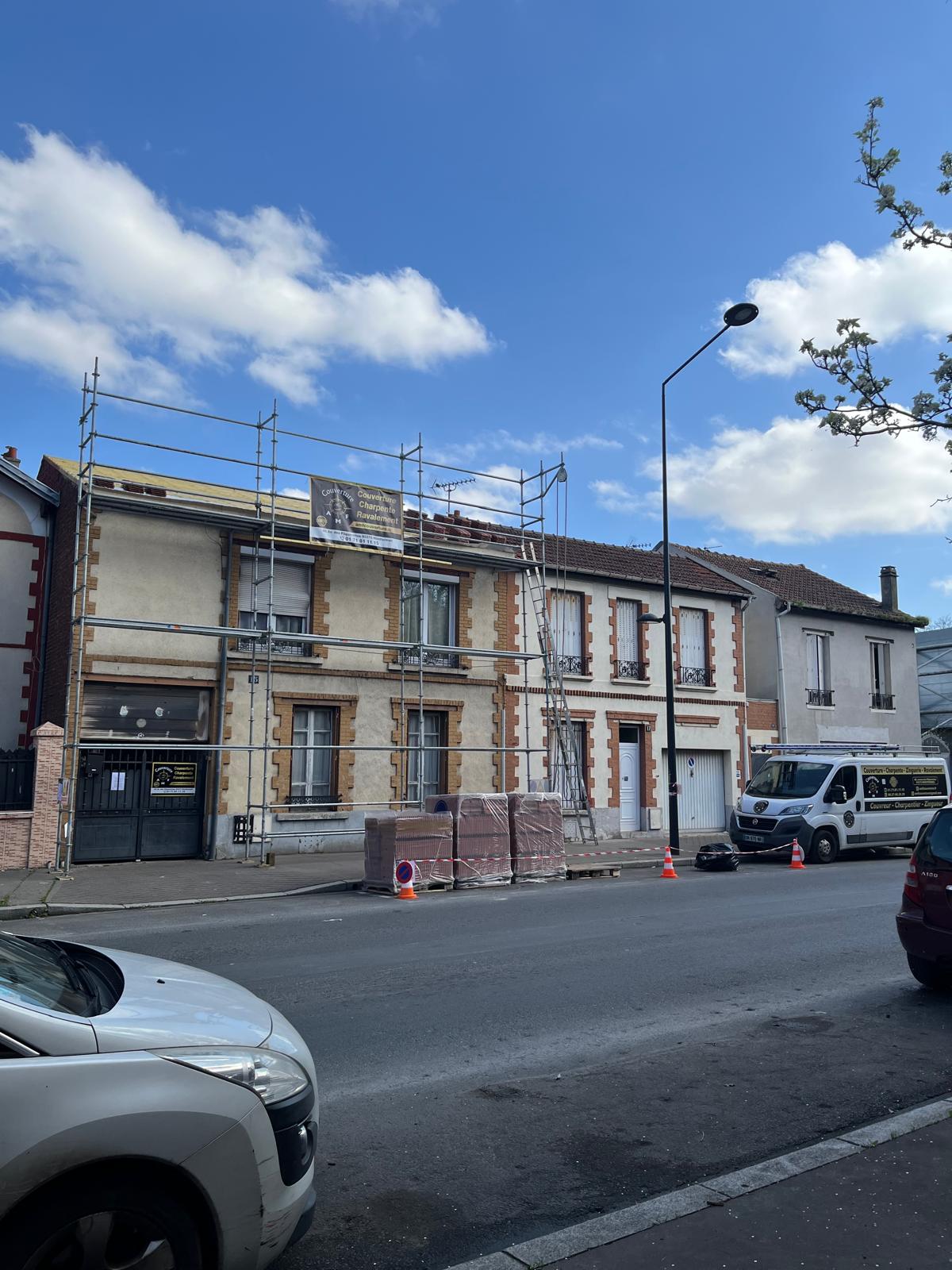 Artisan couvreur à Montfermeil (93370) - AMF Couverture en Seine-Saint-Denis (93)