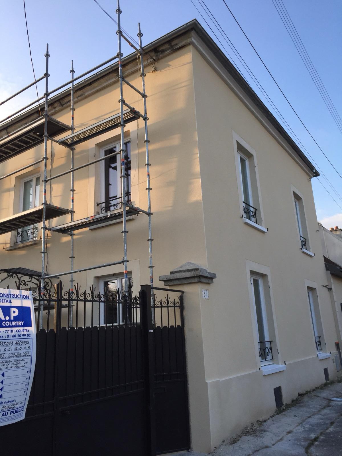 Artisan couvreur à Montfermeil (93370) - AMF Couverture en Seine-Saint-Denis (93)