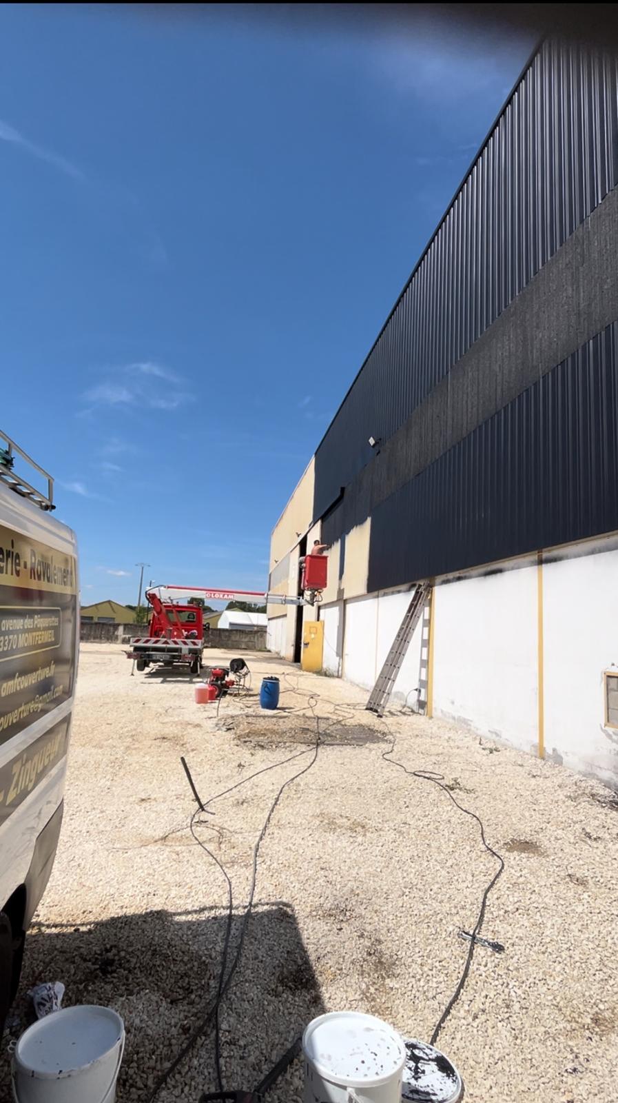 Artisan couvreur à Montfermeil (93370) - AMF Couverture en Seine-Saint-Denis (93)