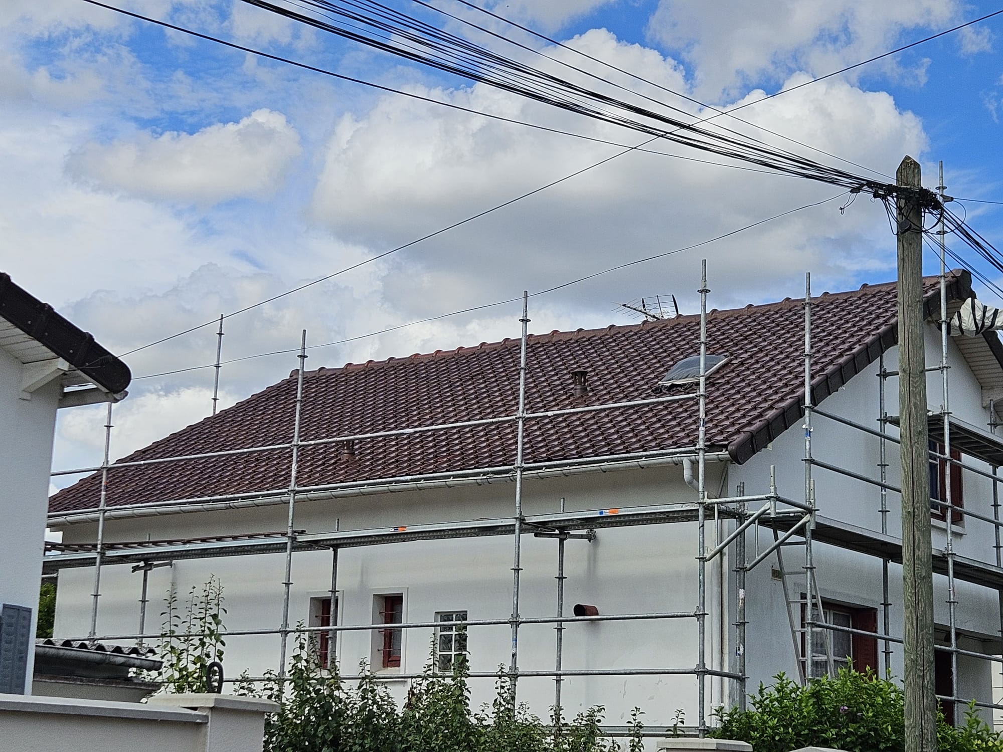 Artisan couvreur à Montfermeil (93370) - AMF Couverture en Seine-Saint-Denis (93)