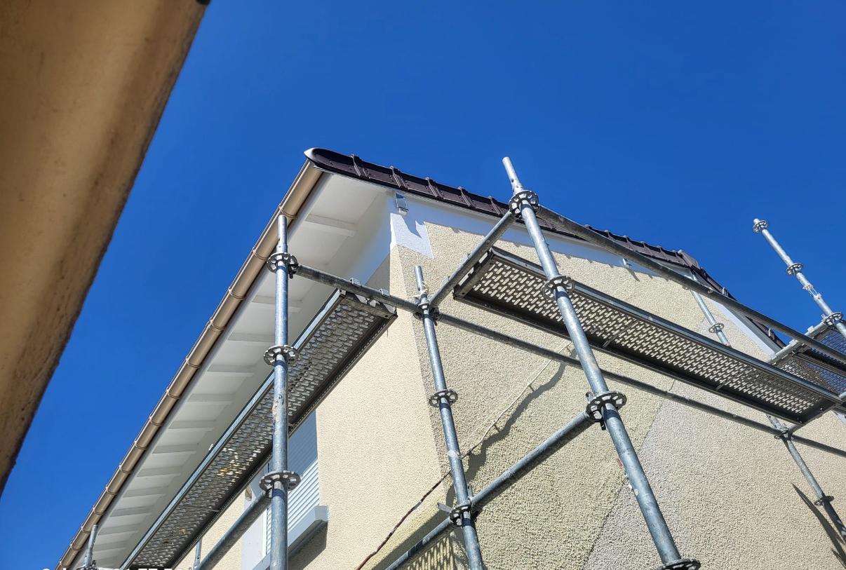 Artisan couvreur à Montfermeil (93370) - AMF Couverture en Seine-Saint-Denis (93)