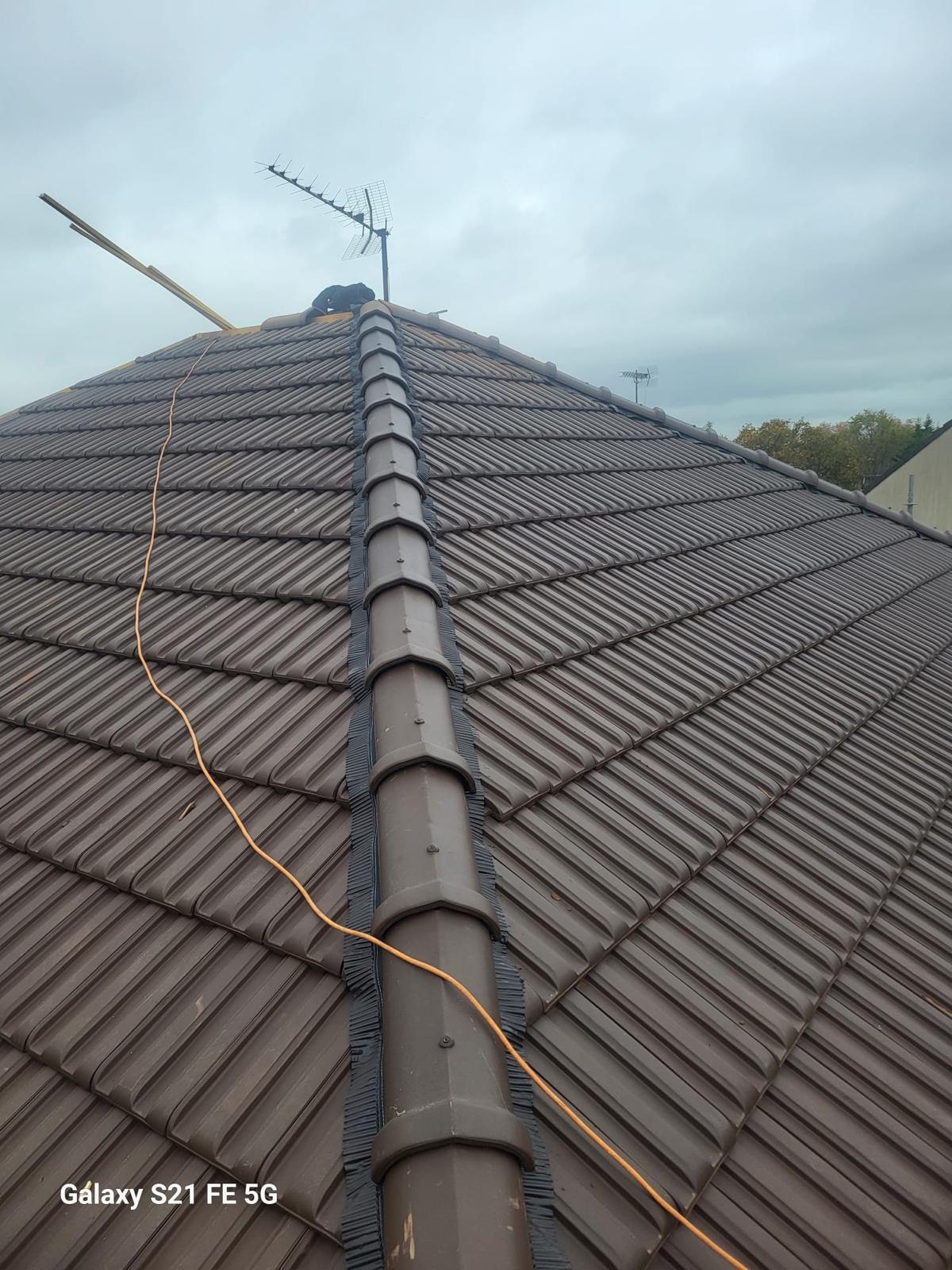 Artisan couvreur à Montfermeil (93370) - AMF Couverture en Seine-Saint-Denis (93)