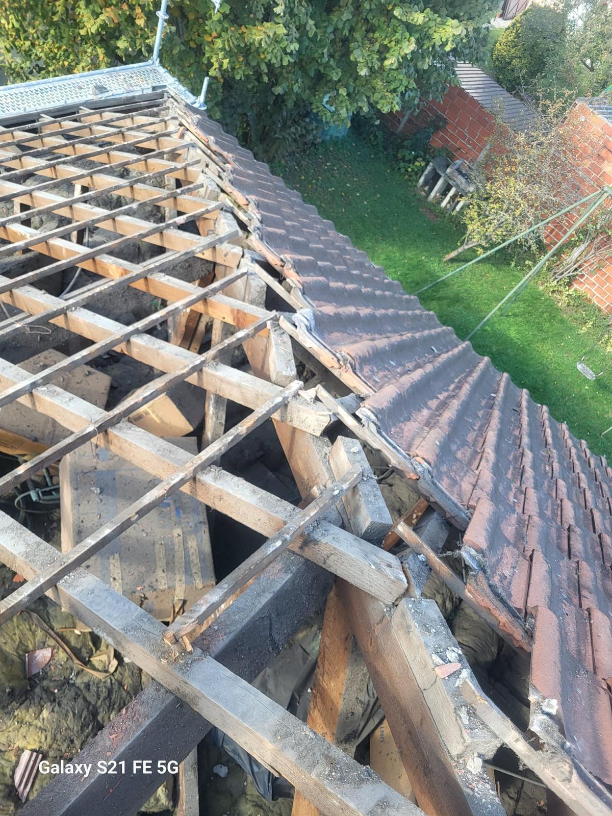 Artisan couvreur à Montfermeil (93370) - AMF Couverture en Seine-Saint-Denis (93)