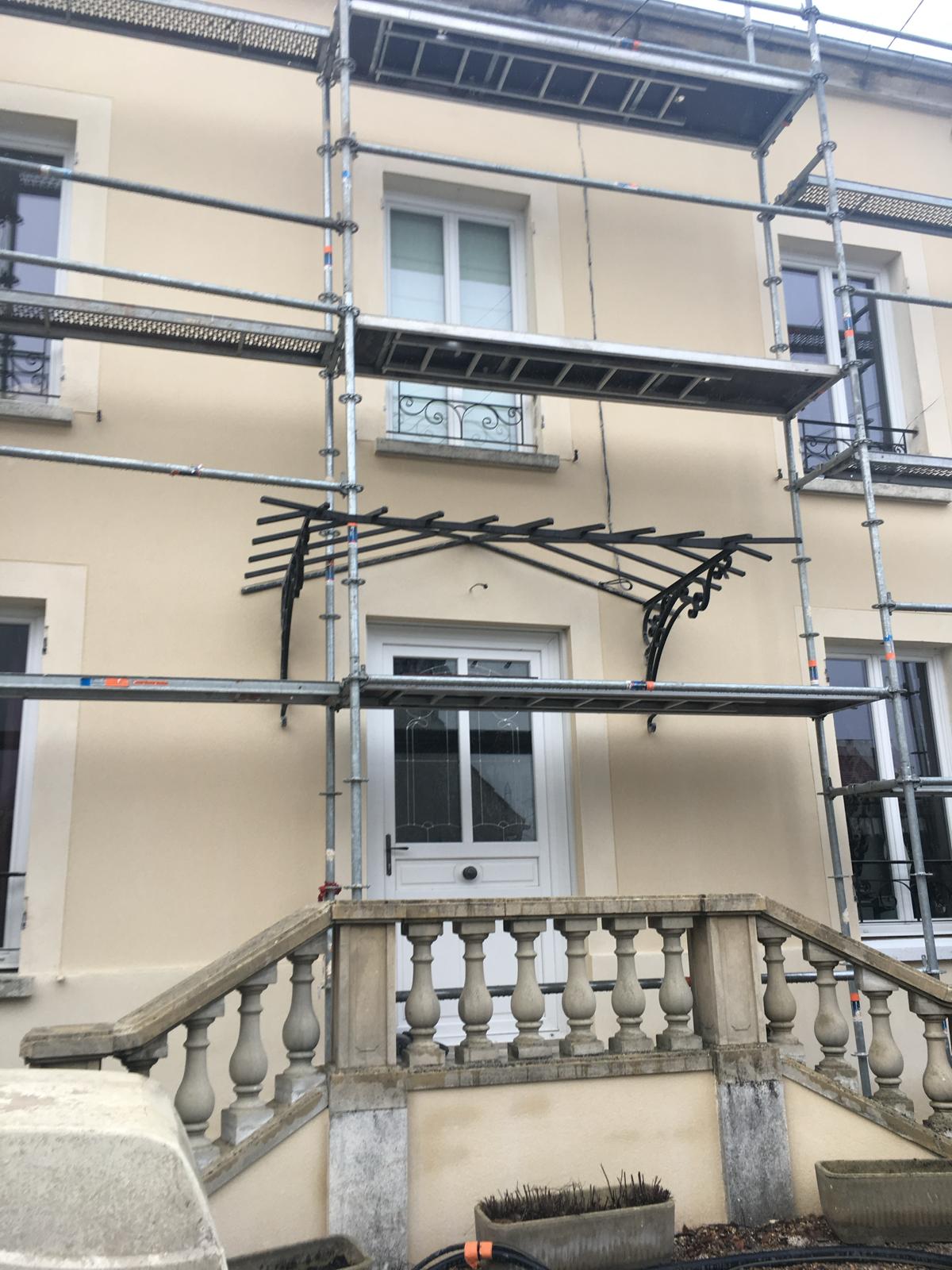 Artisan couvreur à Montfermeil (93370) - AMF Couverture en Seine-Saint-Denis (93)