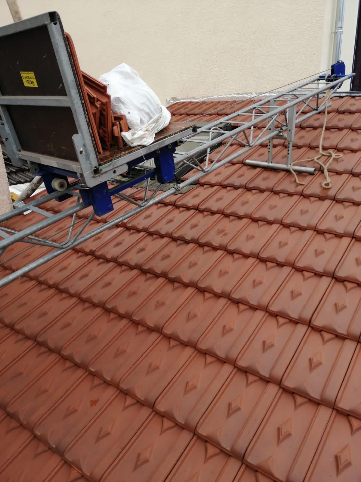 Artisan couvreur à Montfermeil (93370) - AMF Couverture en Seine-Saint-Denis (93)