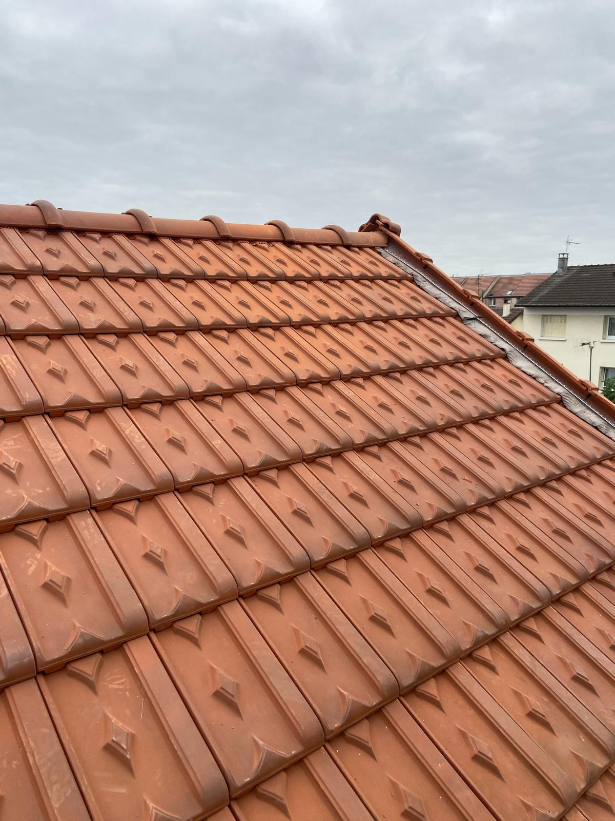 Artisan couvreur à Montfermeil (93370) - AMF Couverture en Seine-Saint-Denis (93)