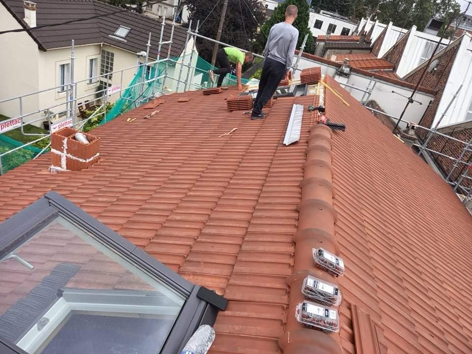 Artisan couvreur à Montfermeil (93370) - AMF Couverture en Seine-Saint-Denis (93)